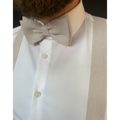 Lněné béžové kšandy s motýlkem včetně kapesníčku