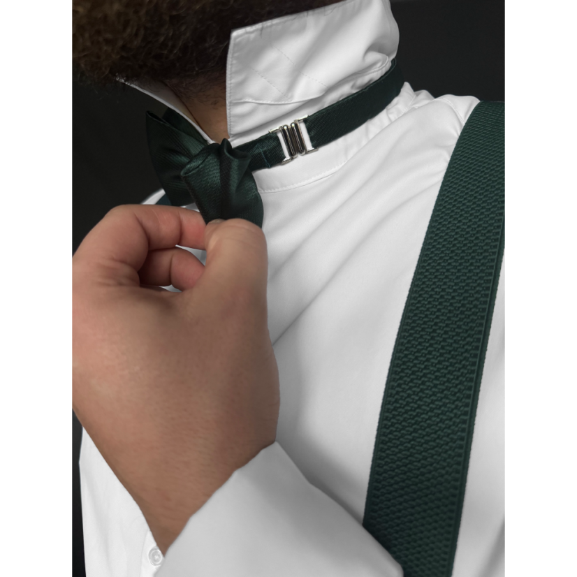 Smaragdově zelený pánský set s jemným vzorem - kšandy, motýlek a kapesníček