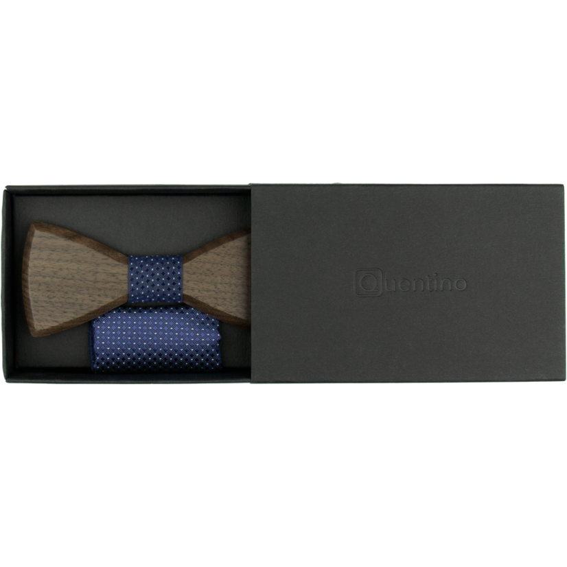 Dřevěný pánský motýlek s tmavě modrým středem