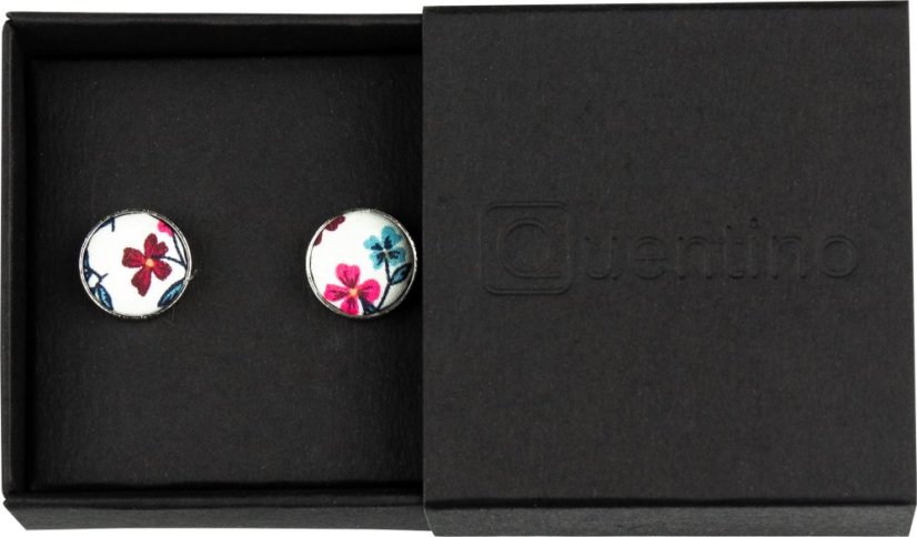 Bílé manžetové knoflíčky s vínově růžovými kvítky