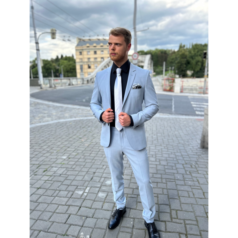 Stříbrná pánská kravata