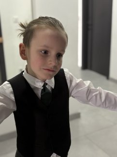 Smaragdově zelená dětská kravata