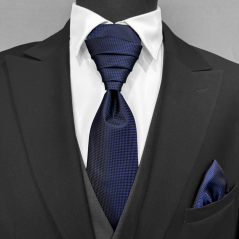 Tmavě modrá svatební kravata s jemným vzorem