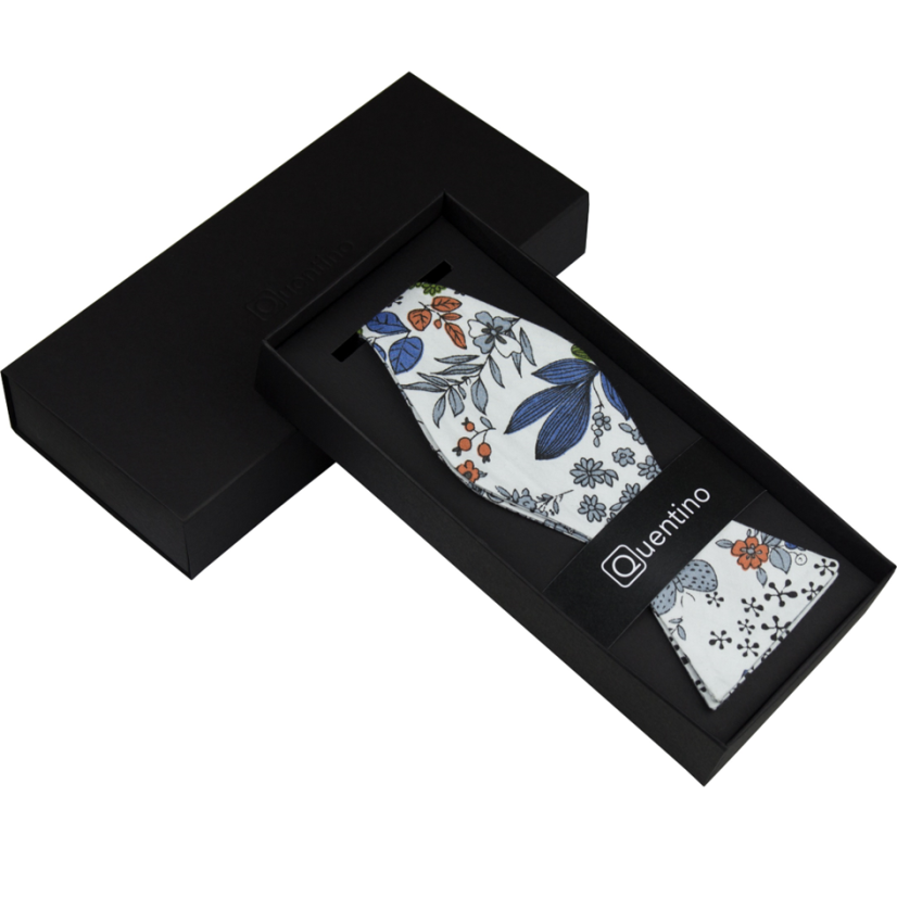 Bílý bavlněný vázací motýlek s šedo zelenými lístky