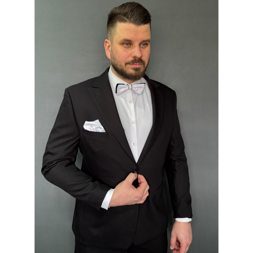 Bielo tmavo modrý pánsky motýlik s jemným vzorom vrátane vreckovky