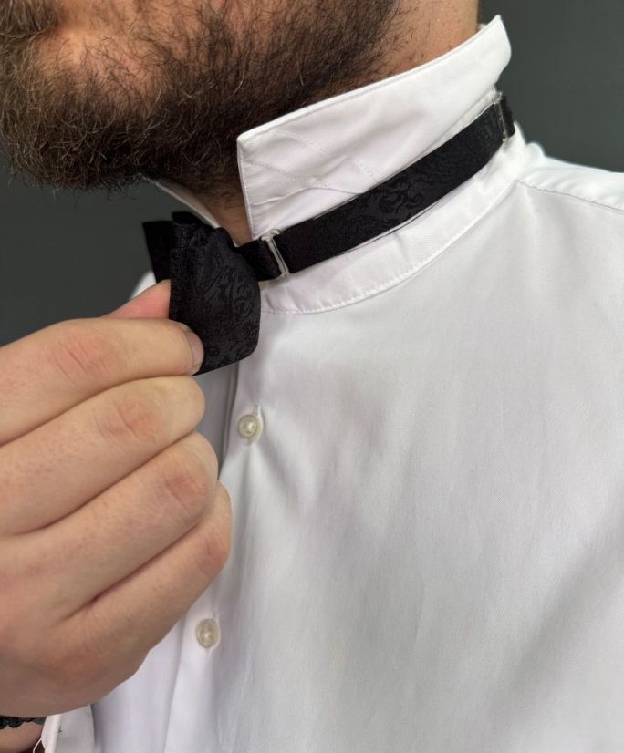 Černý pánský motýlek s černým vzorem včetně kapesníčku