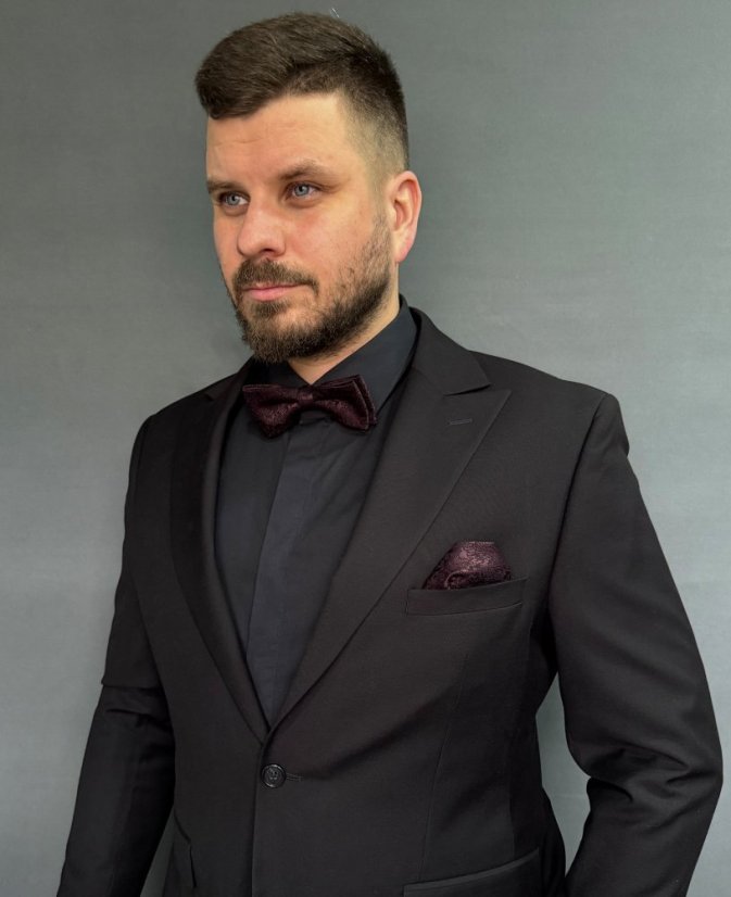 Bordó pánský motýlek s černým vzorem včetně kapesníčku