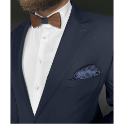 Dřevěný pánský motýlek s tmavě modrým středem