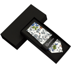 Bílá pánská bavlněná kravata s šedo zelenými lístky