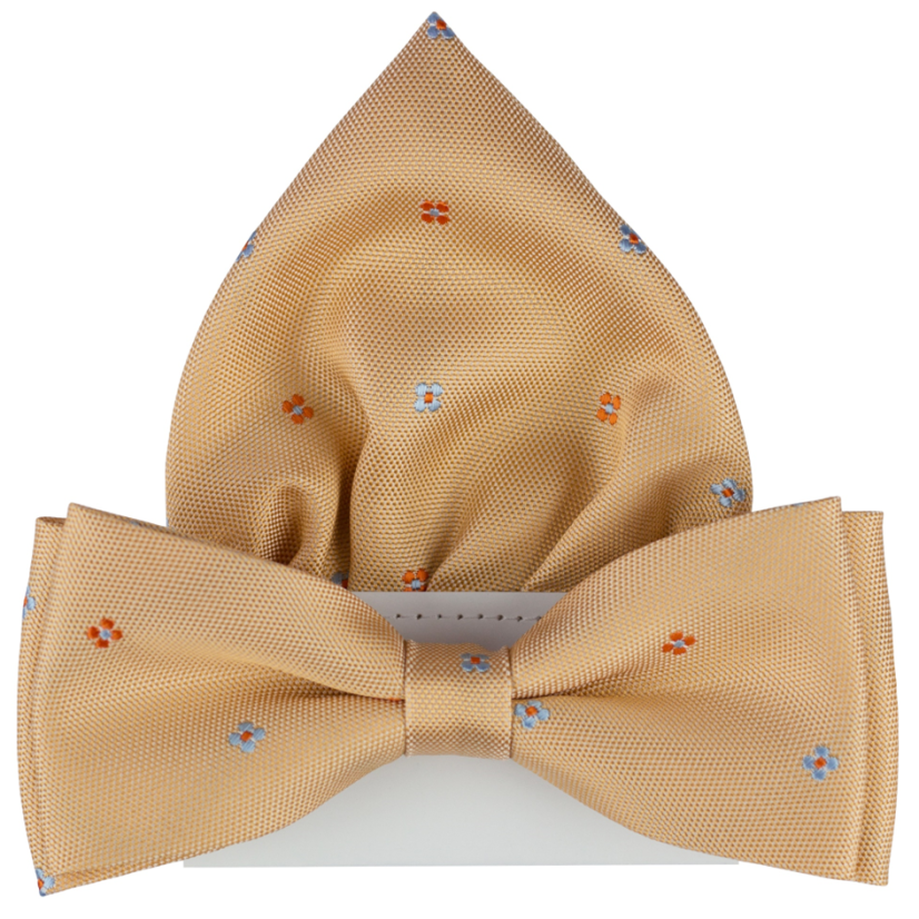 Světle meruňkový pánský motýlek s kvítky včetně kapesníčku