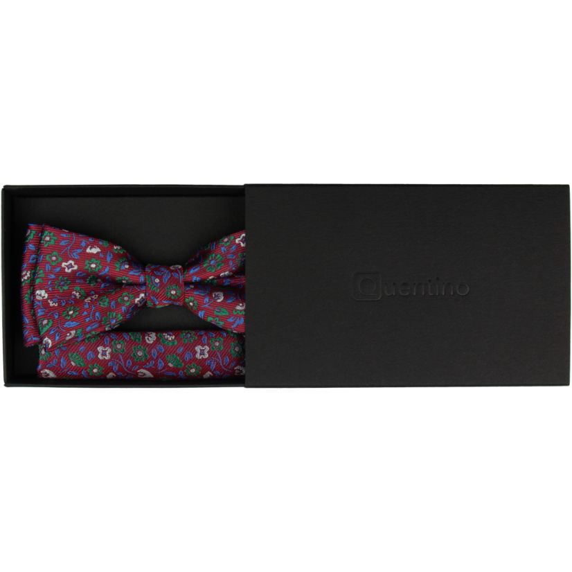 Vínově červený pánský motýlek s jemným květinovým vzorem včetně kapesníčku