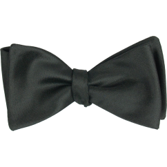 Černý vázací pánský motýlek matný