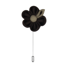 Tmavě hnědá květinka do klopy