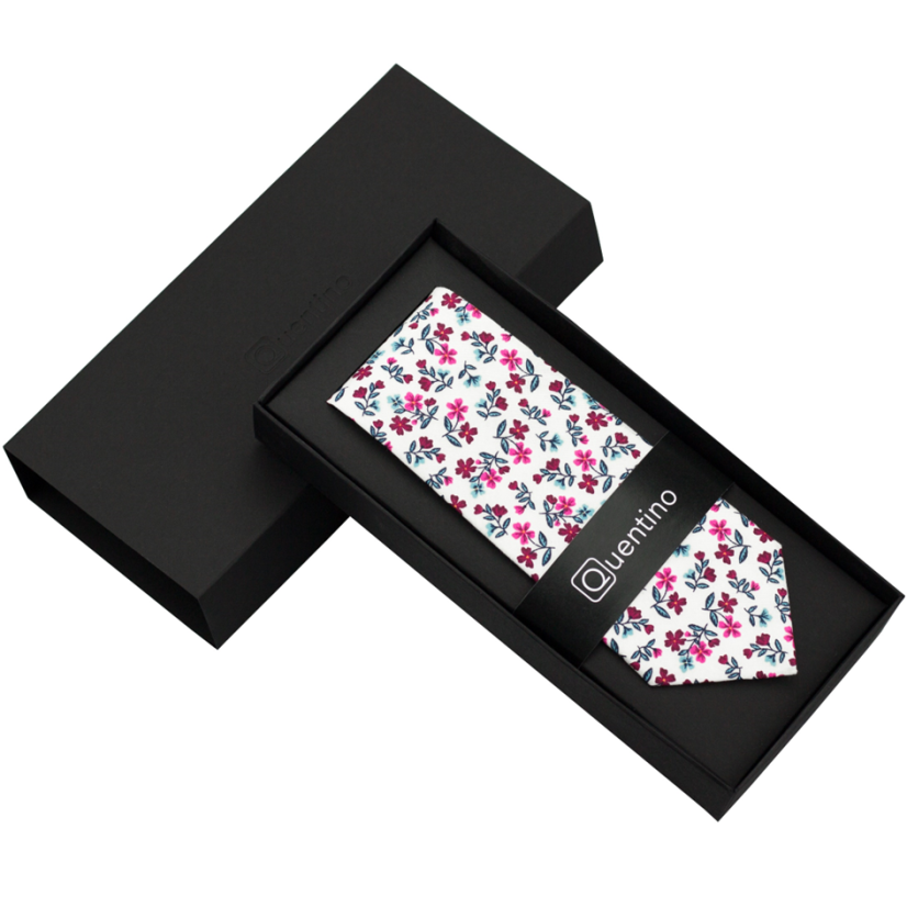 Bílá pánská bavlněná kravata s vínově růžovými kvítky