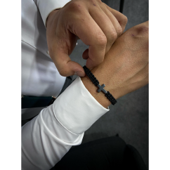 Pánský pletený náramek s křížkem