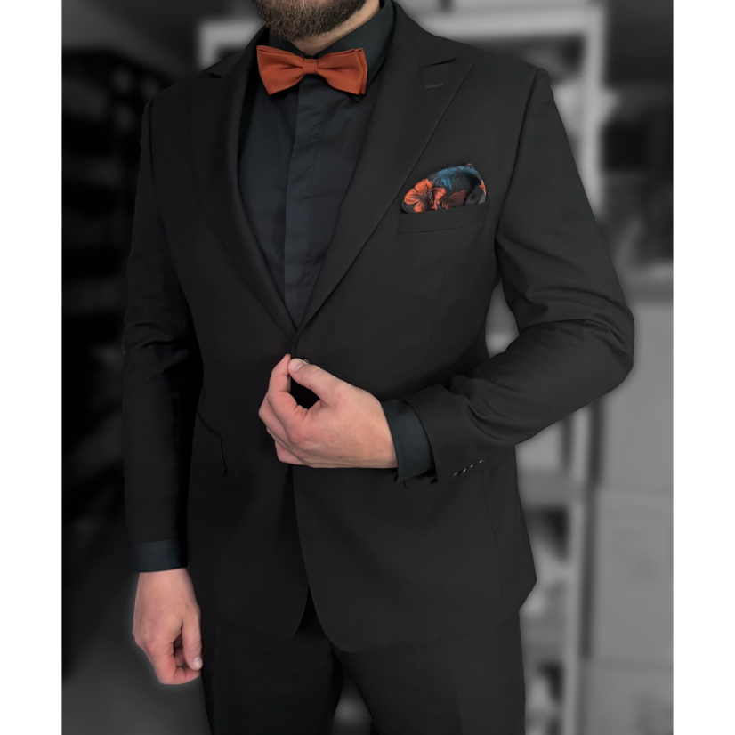 Cihlový pánský set  – kšandy, motýlek a kapesníček s květinovým vzorem