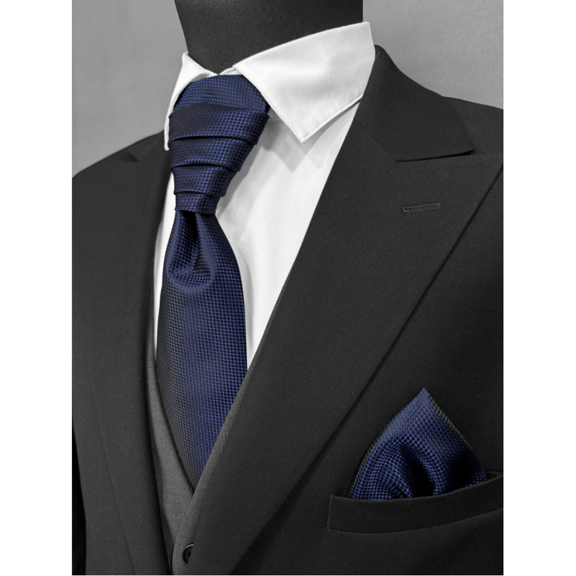 Tmavě modrá svatební kravata s jemným vzorem