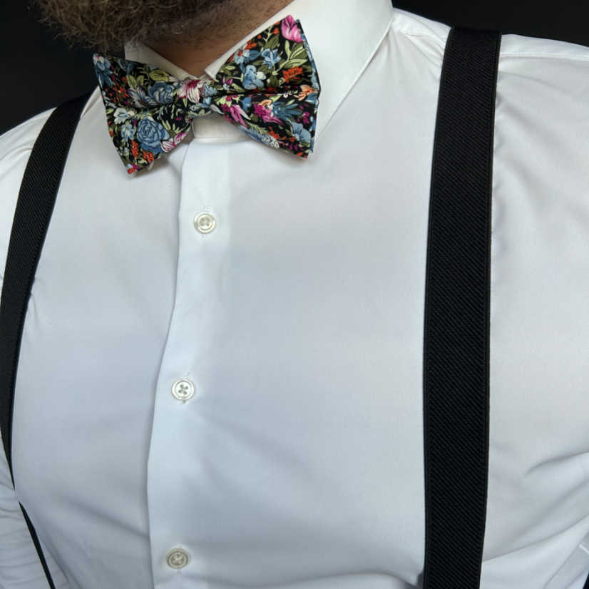 Černé pánské kšandy s bavlněným květovaným motýlkem