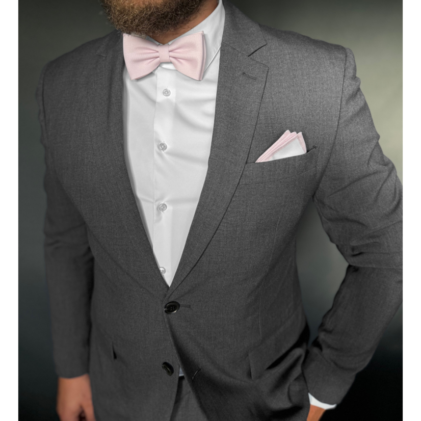 Světlounce růžový (blush pink) pánský motýlek matný