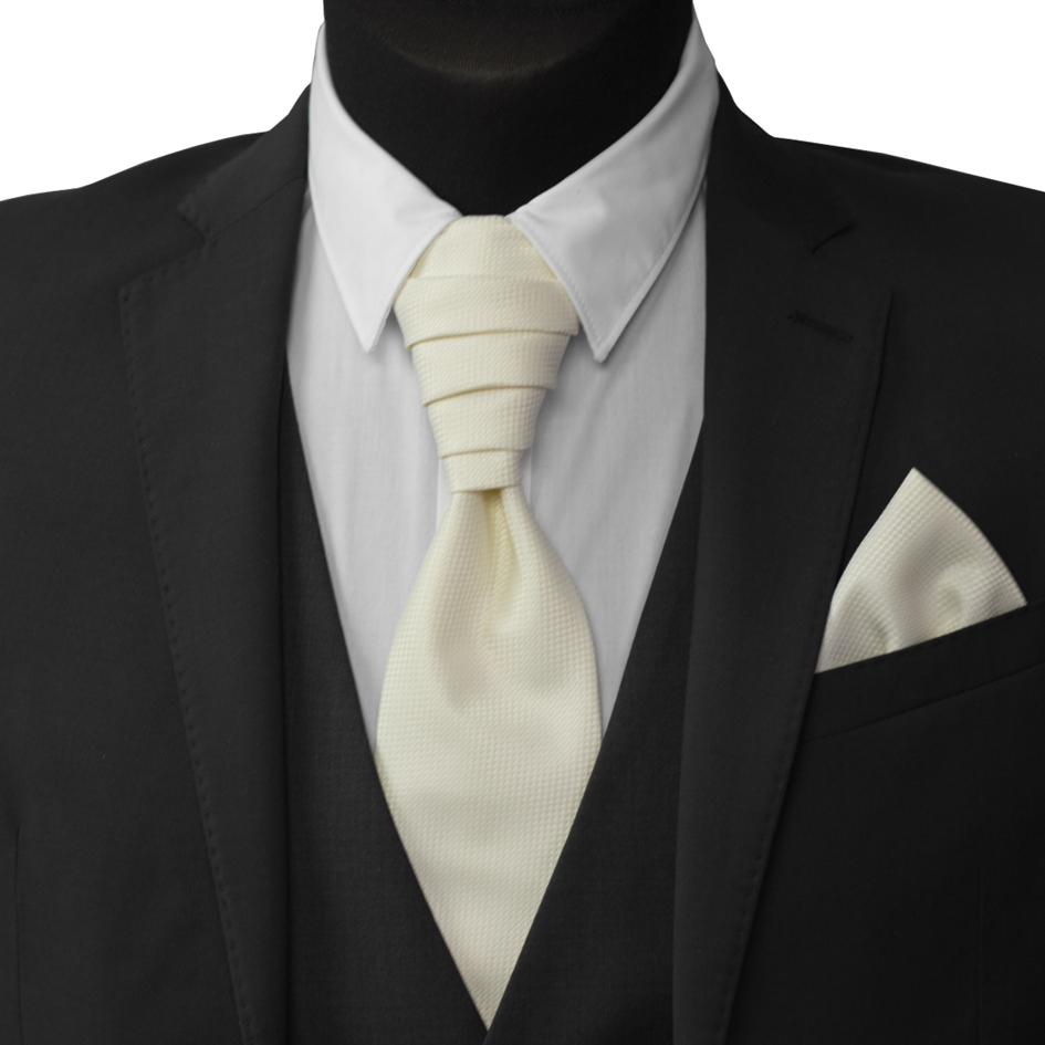 Smetanová (ecru) elegantní kravata s jemným vzorem